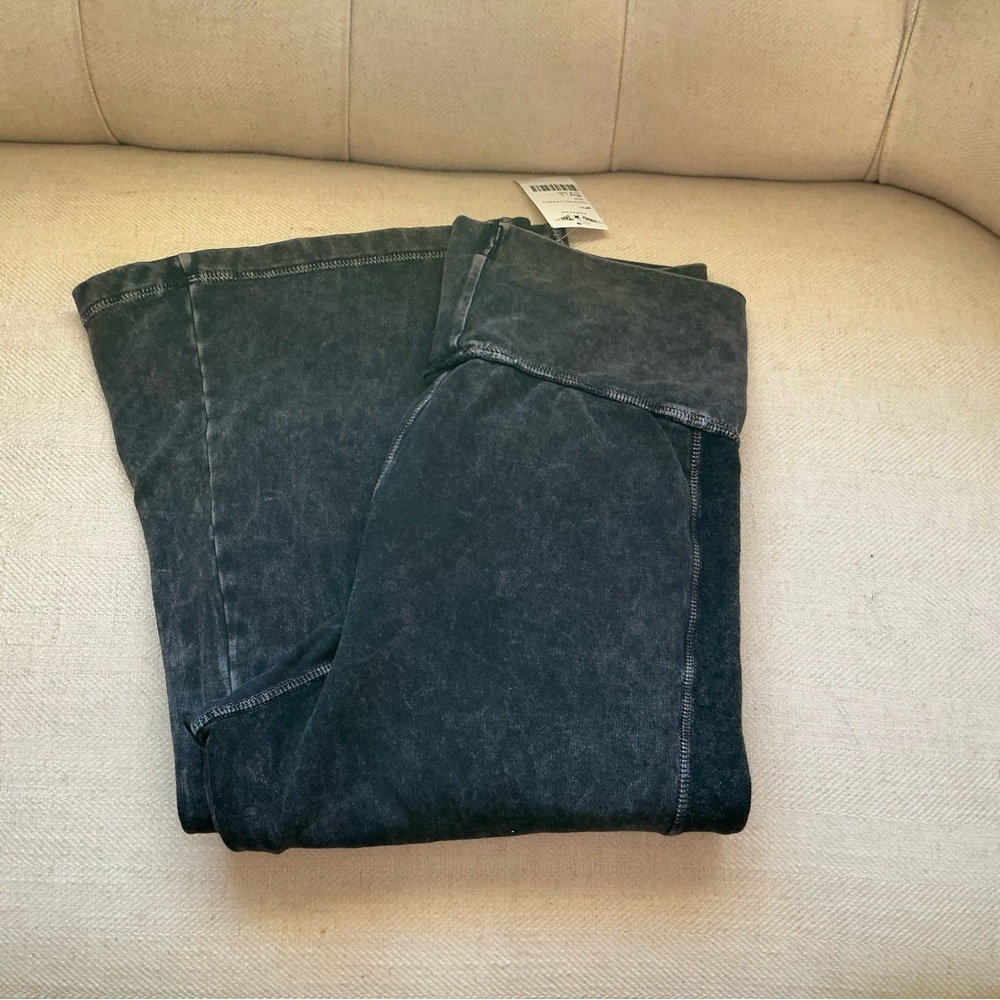 Hard Tail Forever NWT Rally Stripe Fleece lrg Pants charcoal Gray made in USA